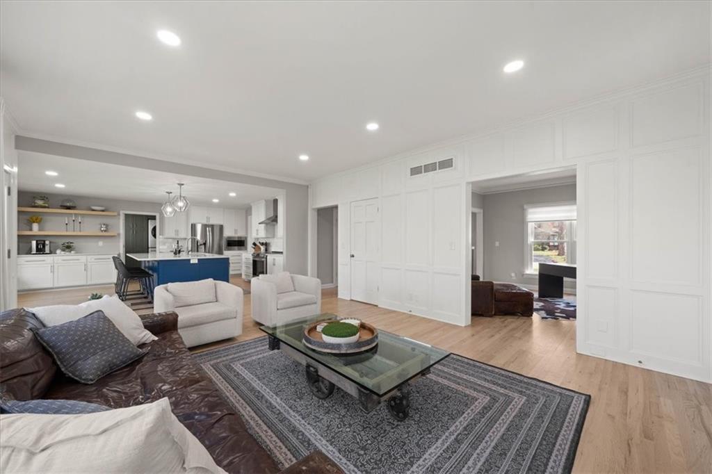 15190 Granada Road Leawood, KS 66224 - Photo 21 of 63