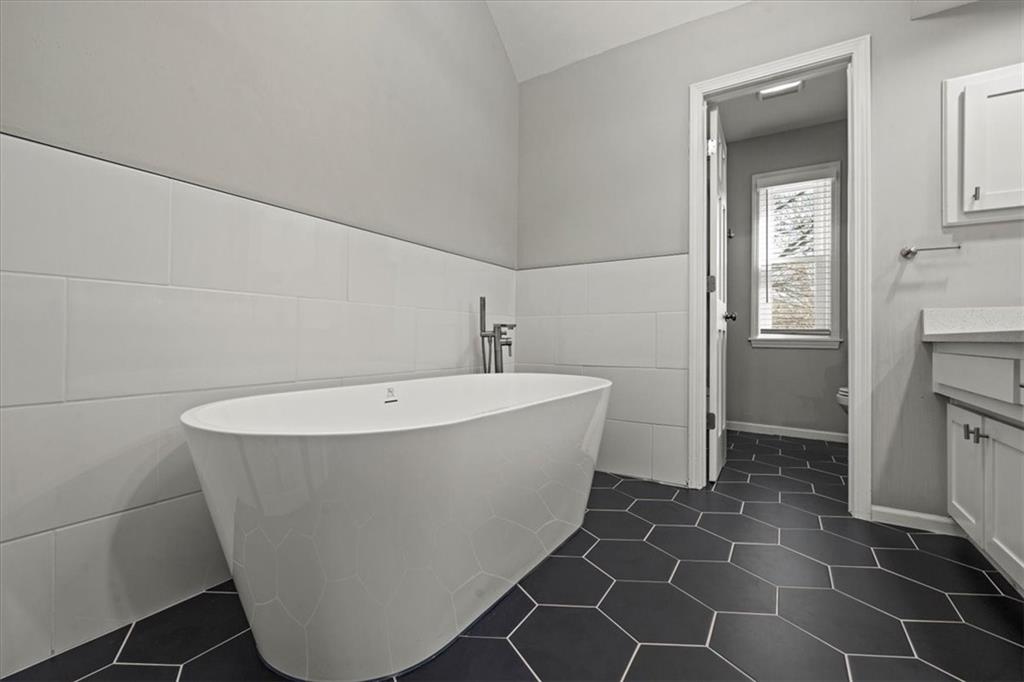 15190 Granada Road Leawood, KS 66224 - Photo 38 of 63