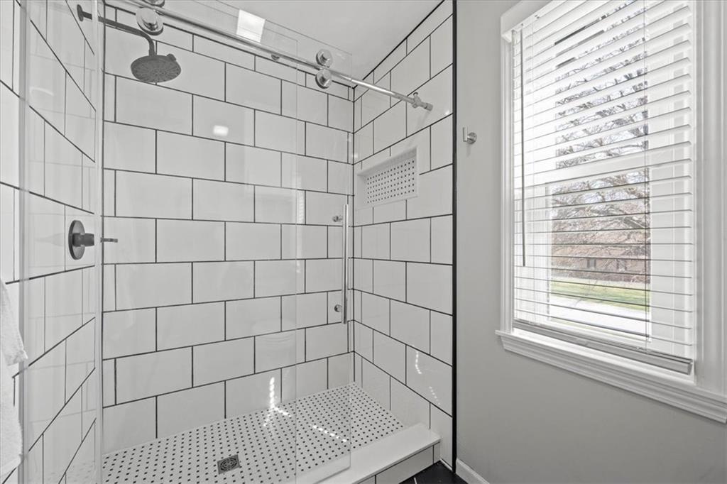 15190 Granada Road Leawood, KS 66224 - Photo 40 of 63