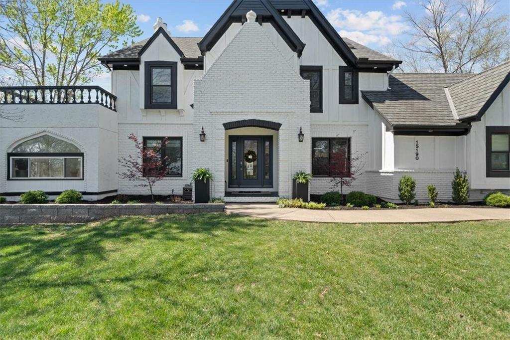 15190 Granada Road Leawood, KS 66224 - Photo 4 of 63