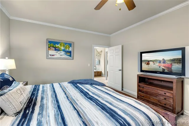 $829,900 | 27112 White Horse Circle, Rocky Mount, MO 65072