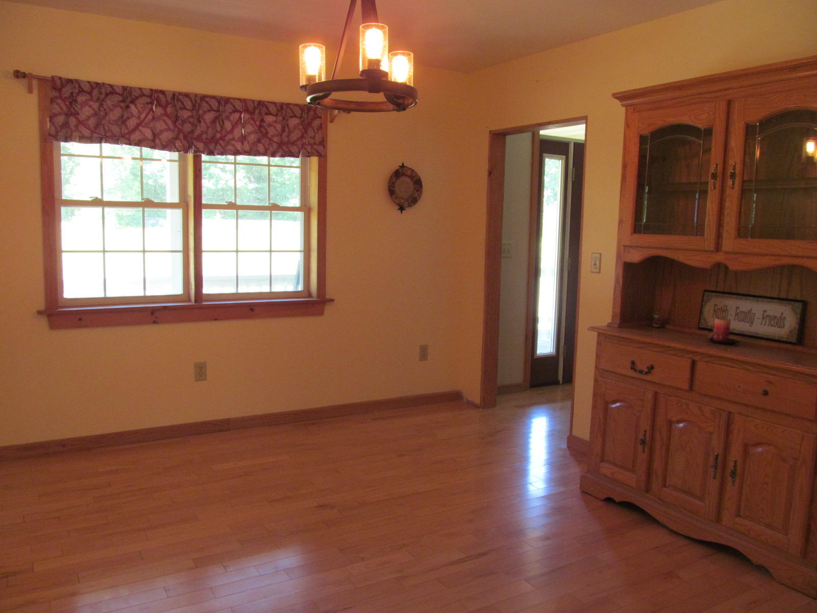 18 Abbott Road North Berwick, ME 03906 - Photo 19 of 36 18 abbott dining rm