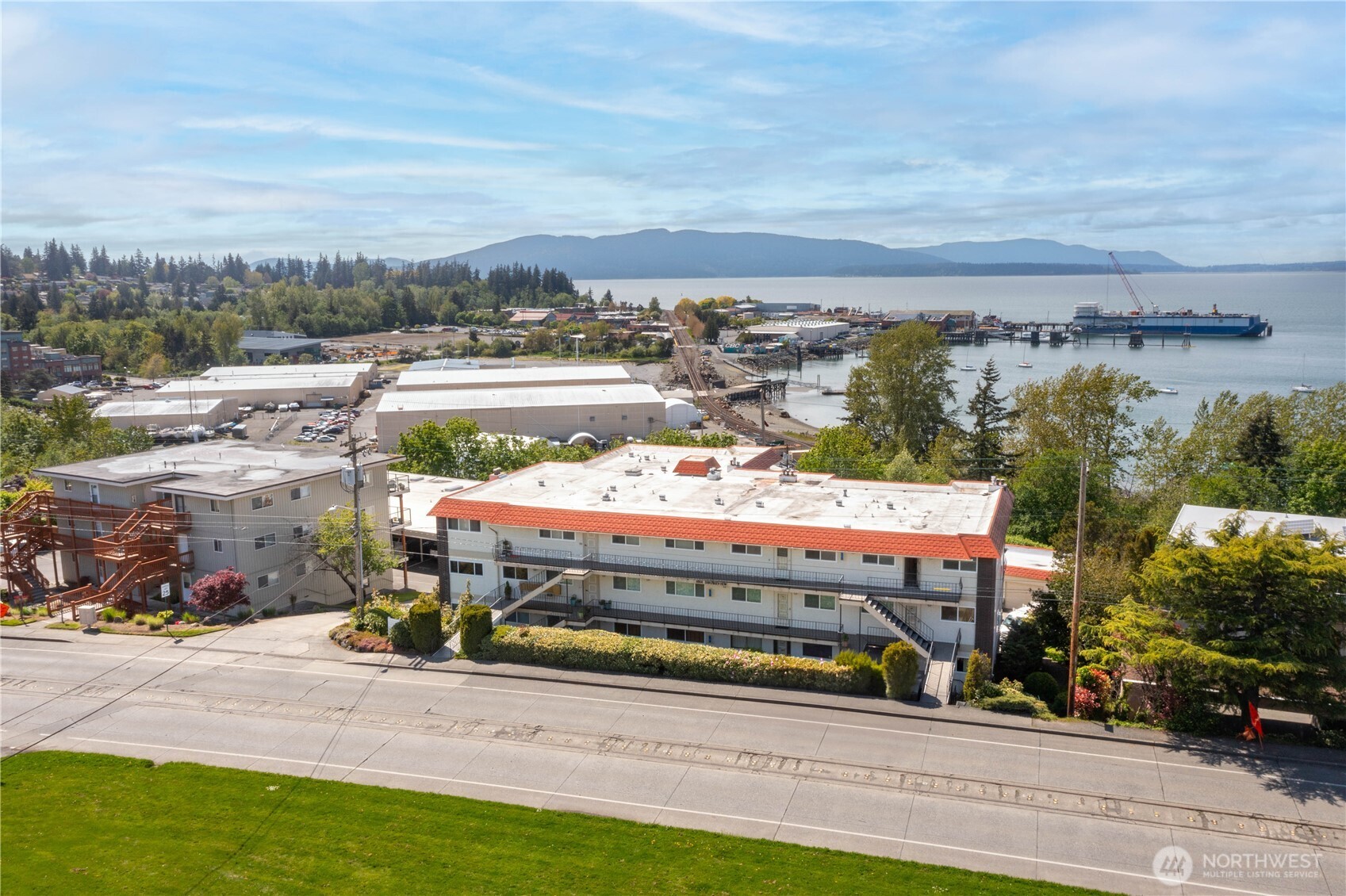 1014 11th Street, Unit 302 Bellingham, WA 98225 - Photo 21 of 30 a view of a terrace