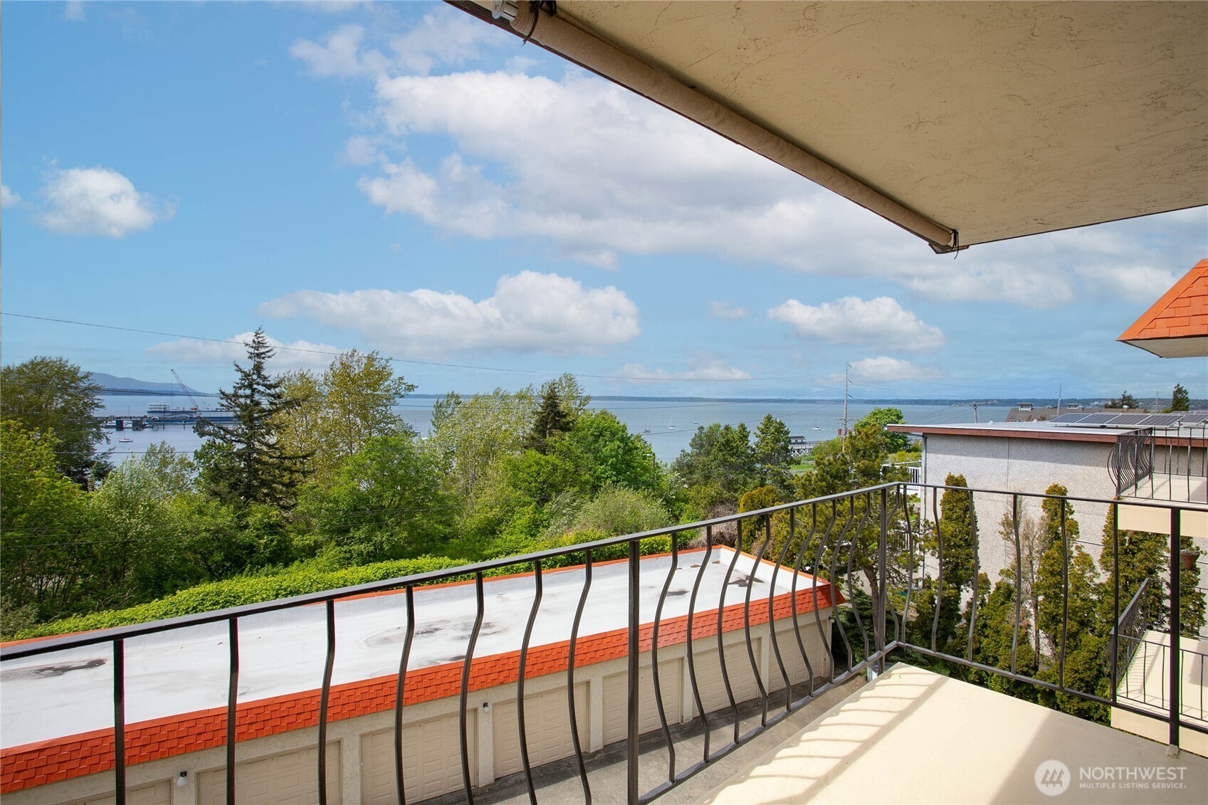 1014 11th Street, Unit 302 Bellingham, WA 98225 - Photo 6 of 30 a view of a balcony