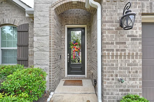 $2,750 | 13513 Northline Lake Drive, Houston, TX 77044