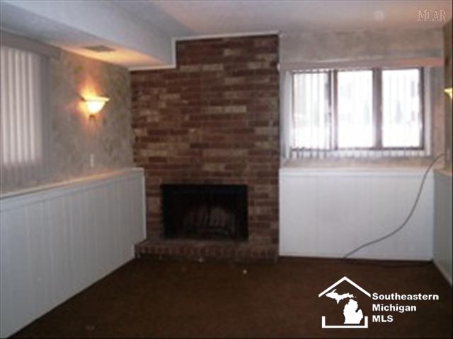 1350 Rutledge Drive Temperance, MI 48182 - Photo 9 of 20 Family Room W/FP
