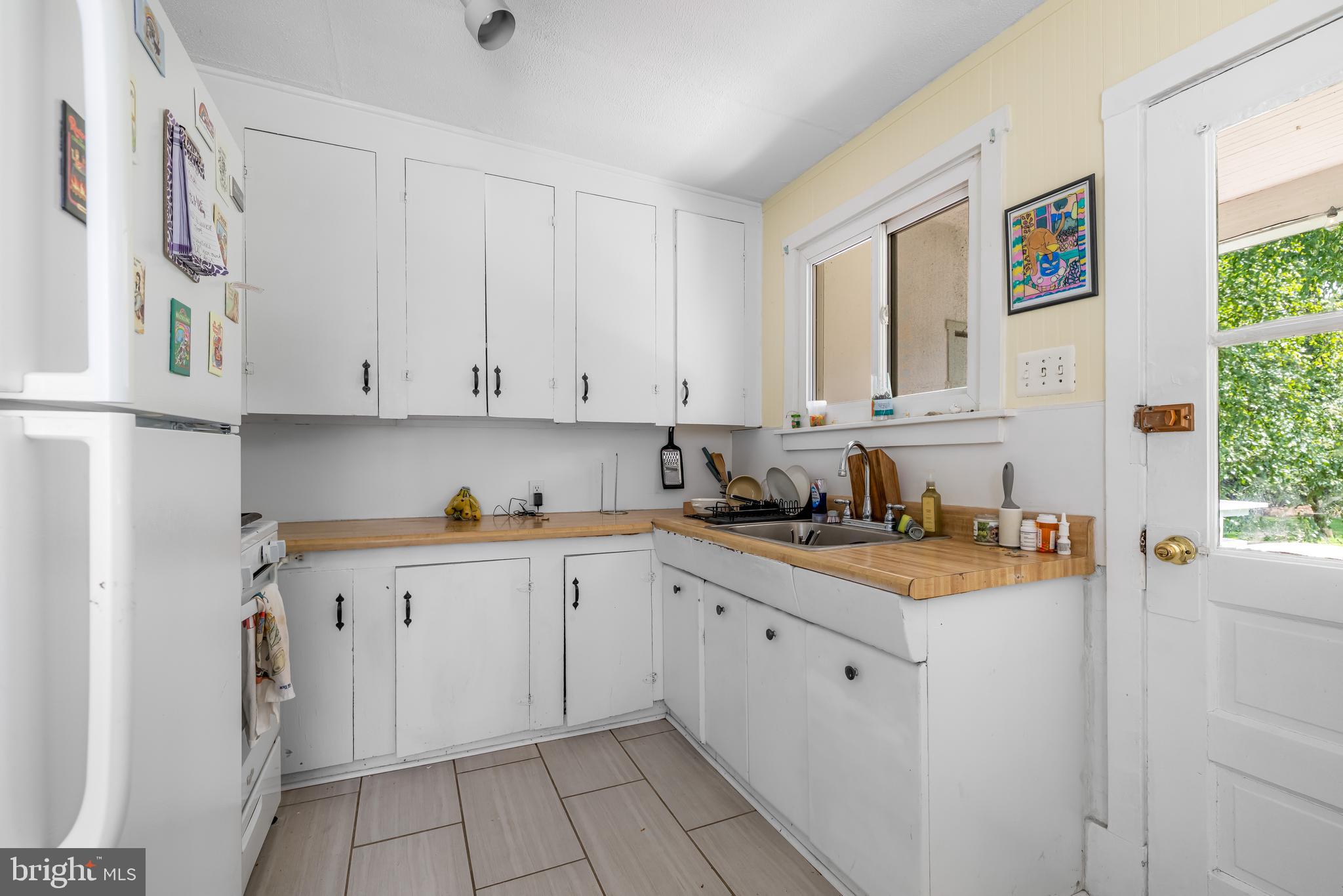 1903 Old Court Road Baltimore, MD 21204 - Photo 41 of 88 Kitchen Unit 2