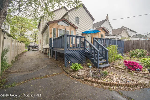 $239,000 | 705 East Grant Street, Olyphant, PA 18447