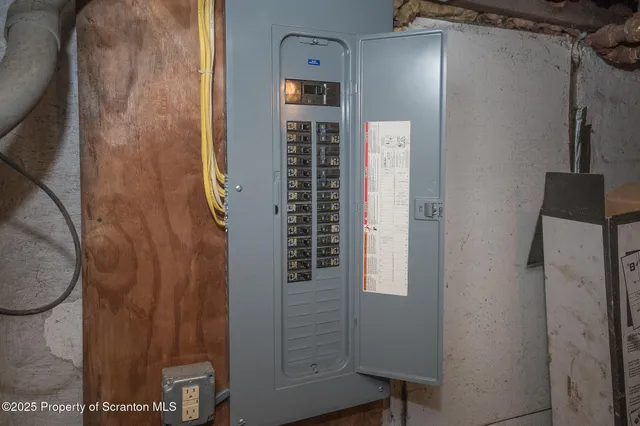 $239,000 | 705 East Grant Street, Olyphant, PA 18447