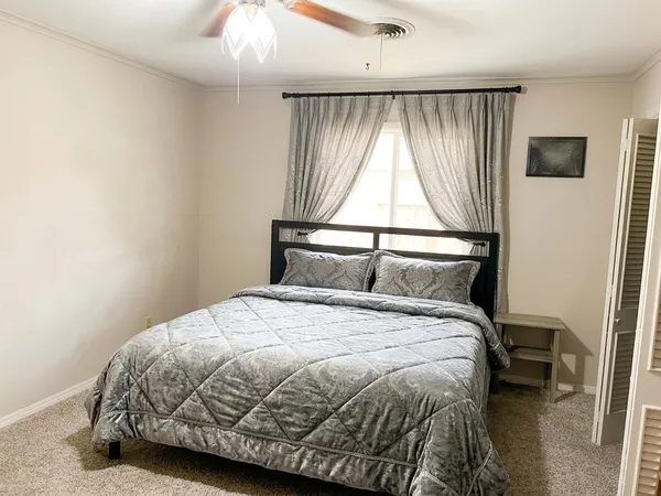 $230,000 | 412 Sunset Drive, Hereford, TX 79045