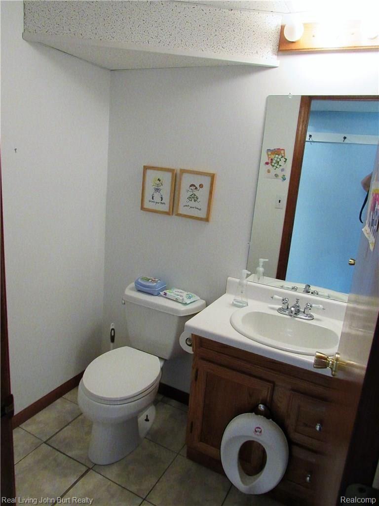3268 Tamarron Drive Rochester, MI 48309 - Photo 25 of 32 IMG_1228 (1).JPG