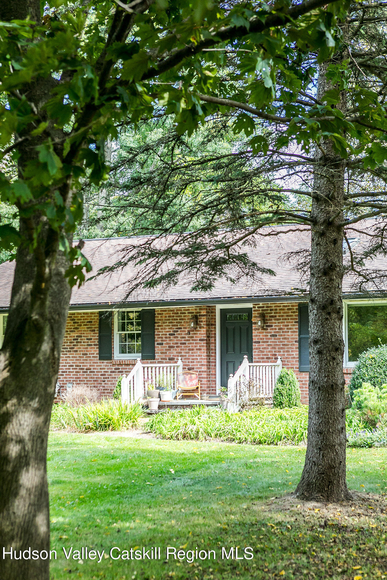 1234 Flatbush Road Kingston, NY 12401 - Photo 26 of 28 a front view of a house with garden
