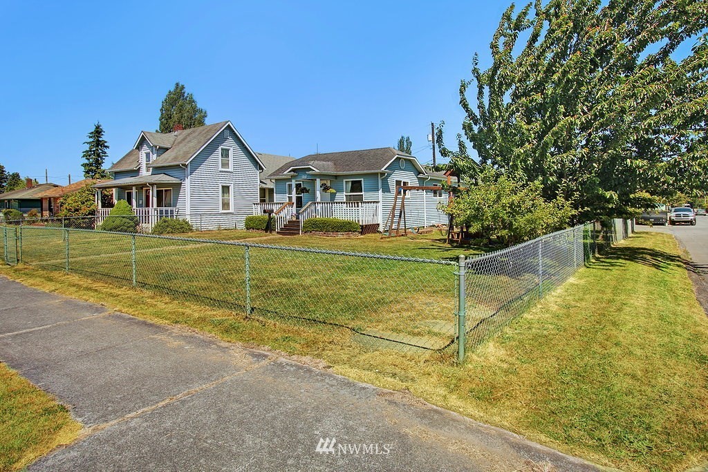 2131 Maple Street Everett, WA 98201 - Photo 1 of 1 Gallery Image 1