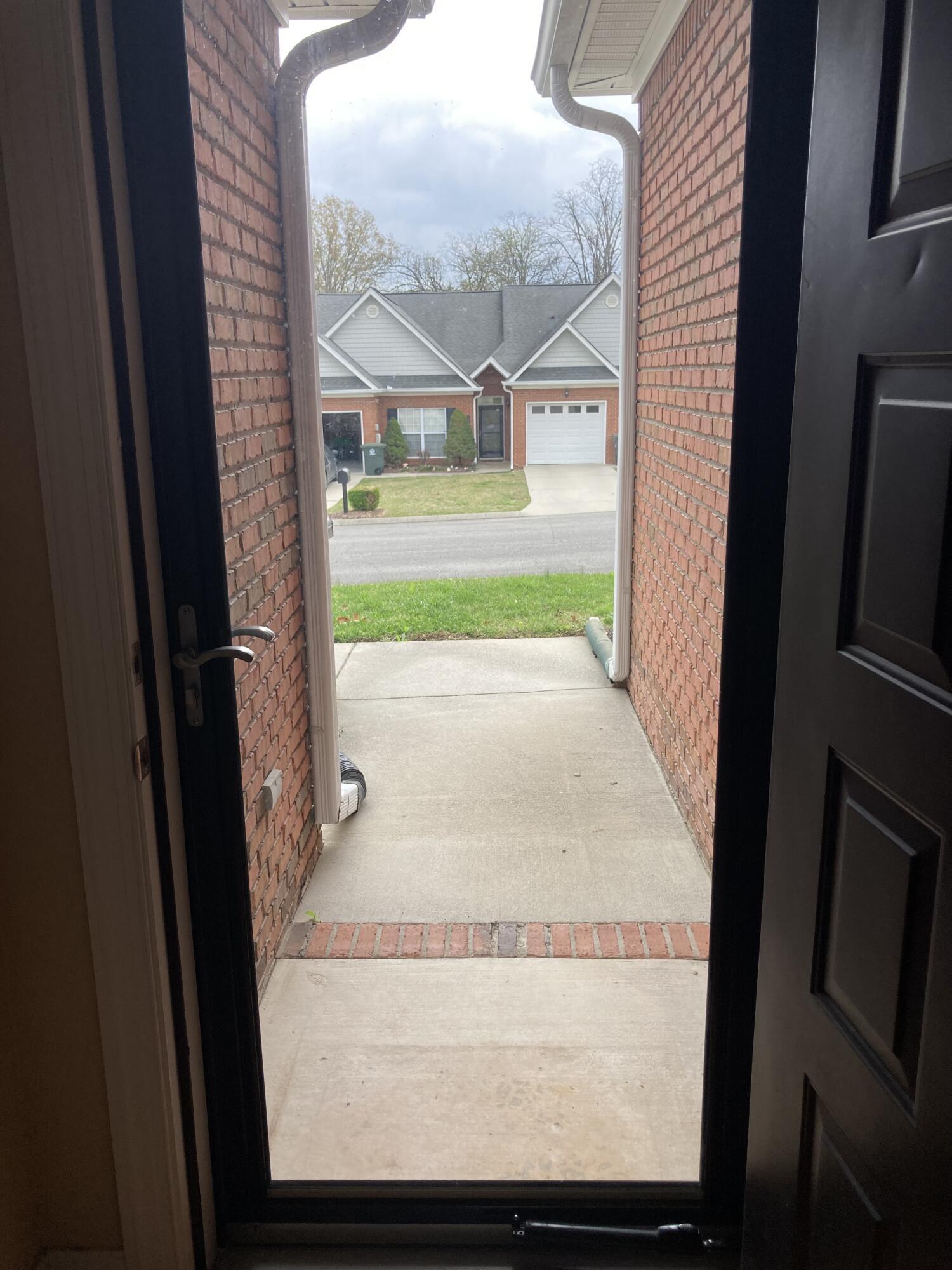 1005 Grey Oaks Lane Chattanooga, TN 37421 - Photo 2 of 25 IMG_2182