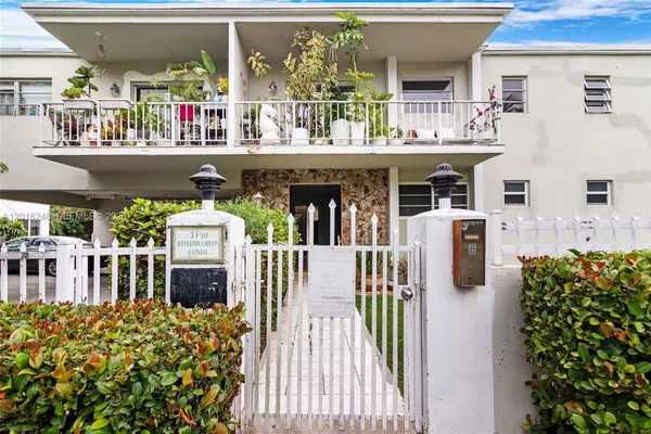 $2,550 | 1740 Jefferson Avenue, Unit 8, Miami Beach, FL 33139