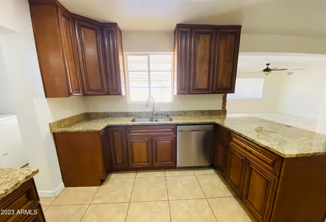 $2,995 | 1418 East Williams Street, Tempe, AZ 85281