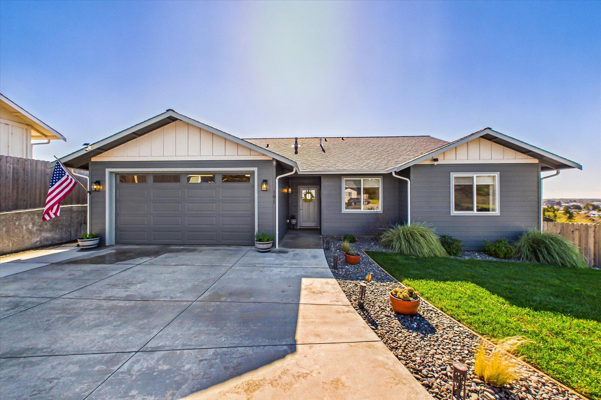 191 Ridge View Court Fortuna, CA 95540 - Photo 1 of 47