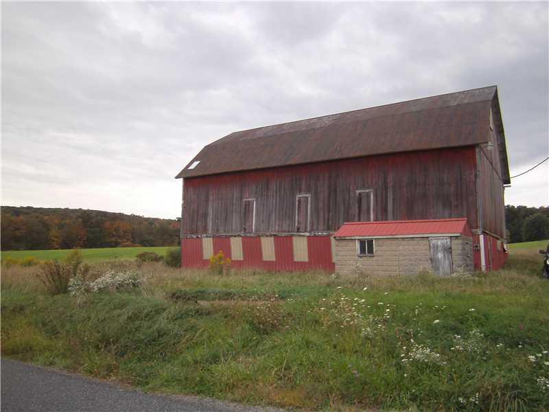 799 New Centerville Road Somerset, PA 15501 - Photo 2 of 3 Stable/Barn.