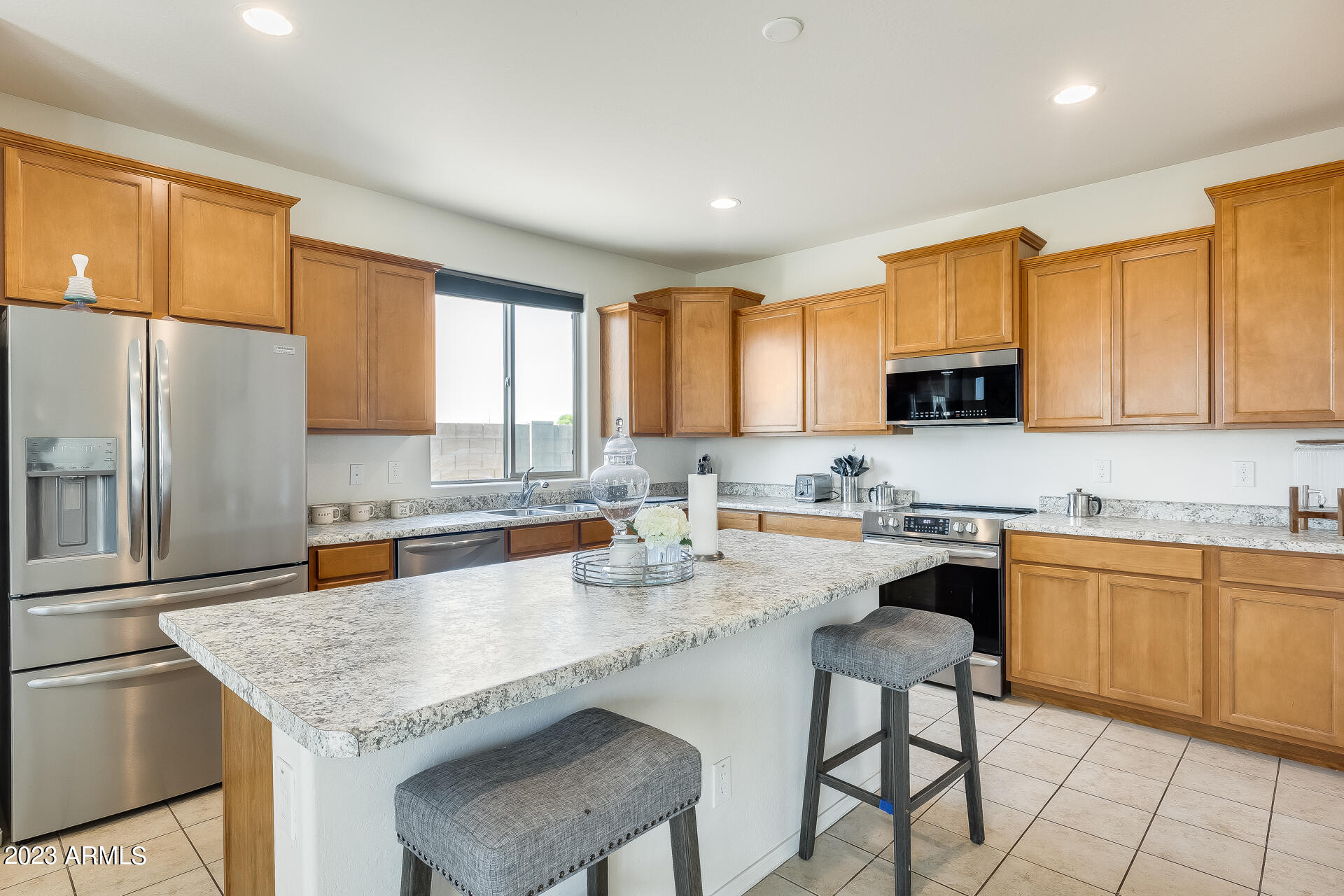 10537 West Payson Road Tolleson, AZ 85353 - Photo 10 of 59 Gallery Image 10