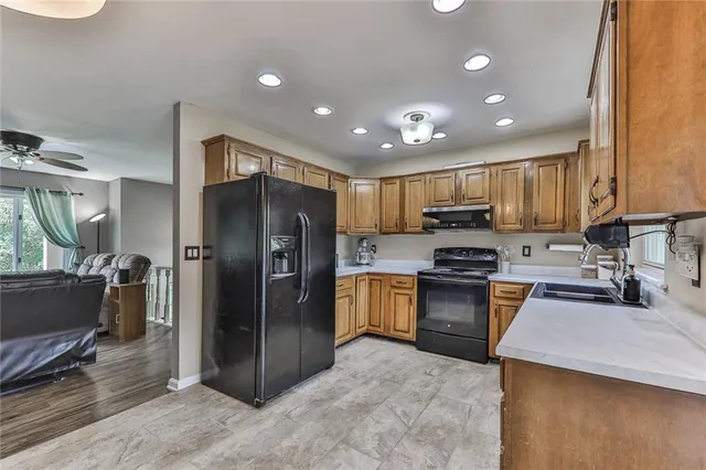 $194,000 | 100 Meadow Lane, Coffeyville, KS 67337