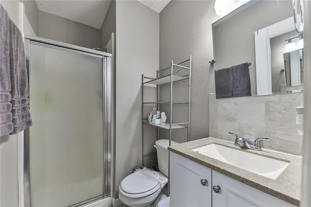 $194,000 | 100 Meadow Lane, Coffeyville, KS 67337