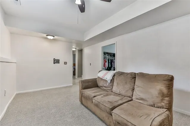 $194,000 | 100 Meadow Lane, Coffeyville, KS 67337