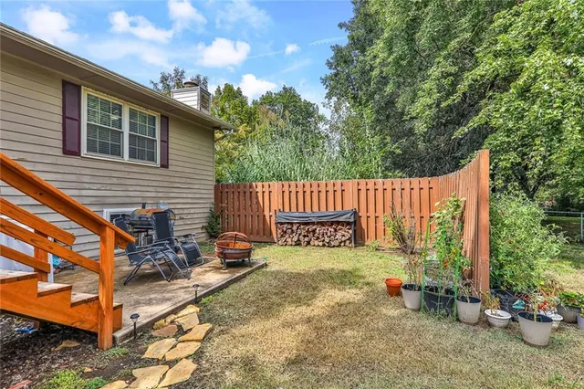 $194,000 | 100 Meadow Lane, Coffeyville, KS 67337