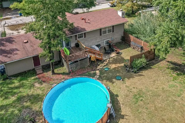 $194,000 | 100 Meadow Lane, Coffeyville, KS 67337