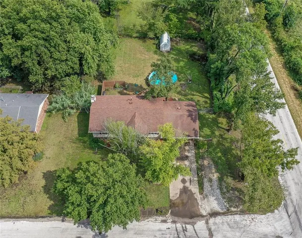 $194,000 | 100 Meadow Lane, Coffeyville, KS 67337