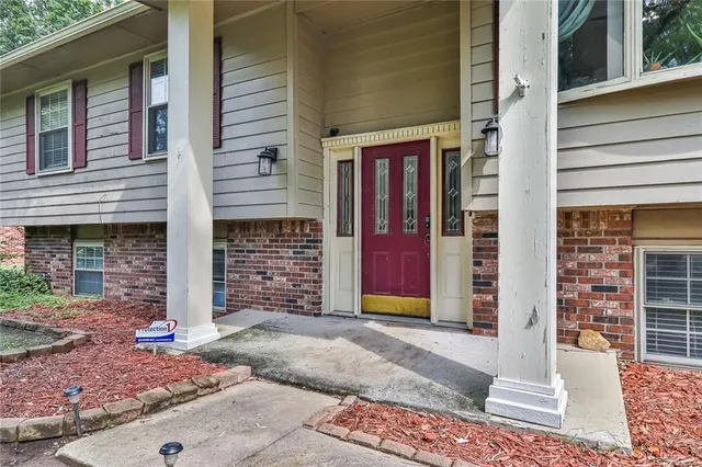 $194,000 | 100 Meadow Lane, Coffeyville, KS 67337