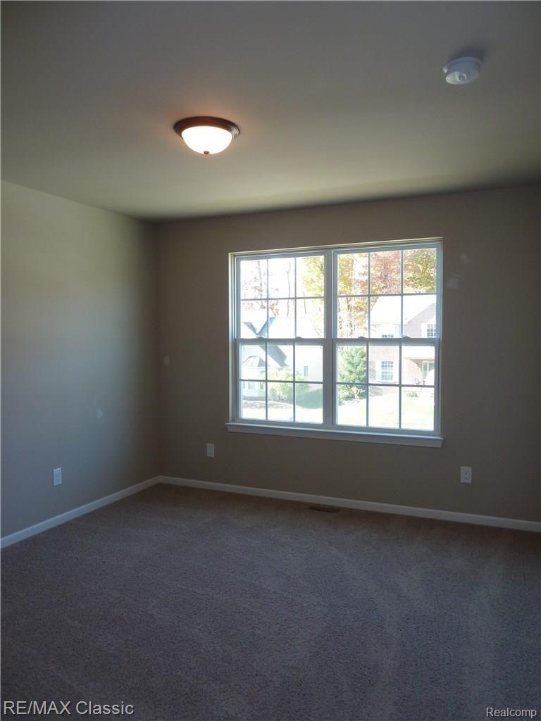 30857 Bradmore Road Warren, MI 48092 - Photo 10 of 12 P1030974.jpg