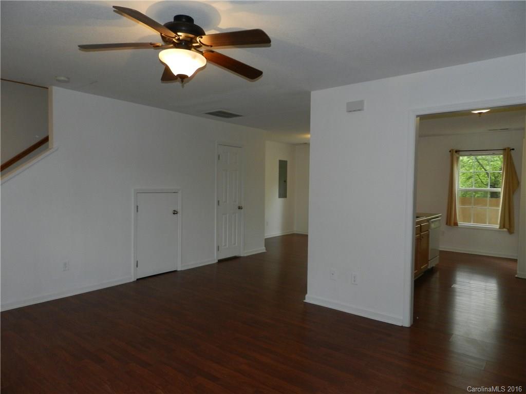 325 Ridge Street, Unit 116 Candler, NC 28715 - Photo 5 of 18 Gallery Image 5