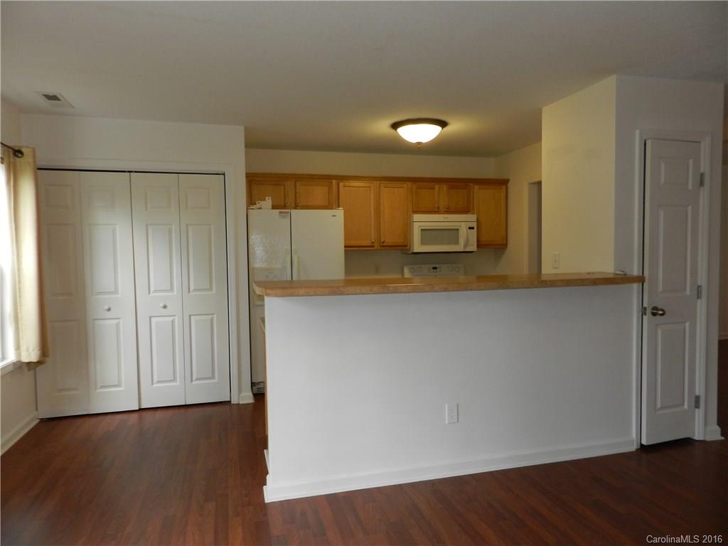 325 Ridge Street, Unit 116 Candler, NC 28715 - Photo 9 of 18 Gallery Image 9