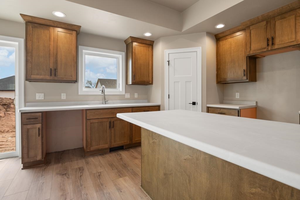 1436 Divinity Drive De Pere, WI 54115 - Photo 11 of 52