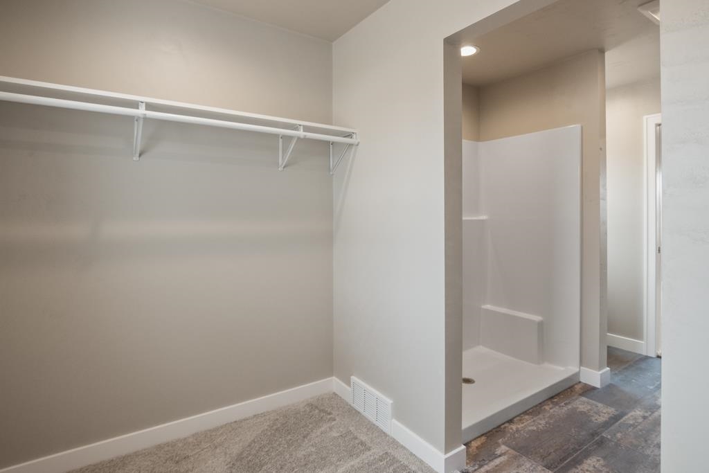 1436 Divinity Drive De Pere, WI 54115 - Photo 33 of 52