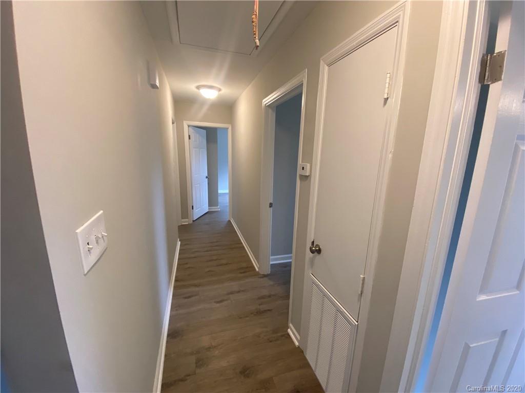 430 Plantation Road Lancaster, SC 29720 - Photo 4 of 20 Gallery Image 4