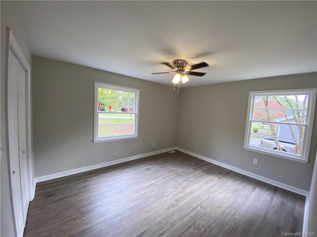 430 Plantation Road Lancaster, SC 29720 - Photo 5 of 20 Gallery Image 5
