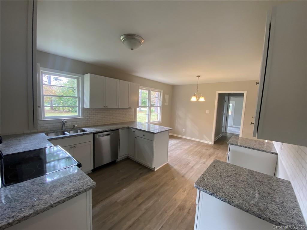 430 Plantation Road Lancaster, SC 29720 - Photo 9 of 20 Gallery Image 9
