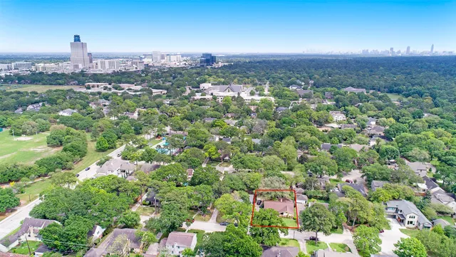 $4,750 | 614 Bendwood Drive, Houston, TX 77024