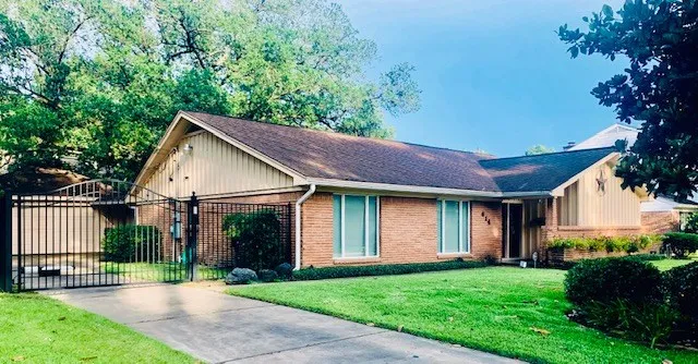 $4,750 | 614 Bendwood Drive, Houston, TX 77024