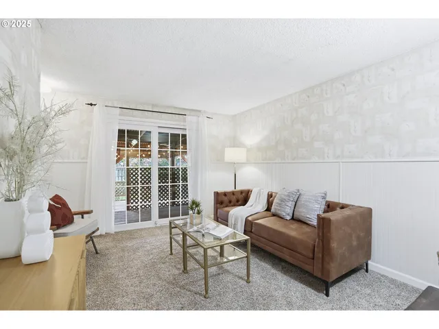 $574,900 | 5492 Southeast Hillwood Circle, Milwaukie, OR 97267