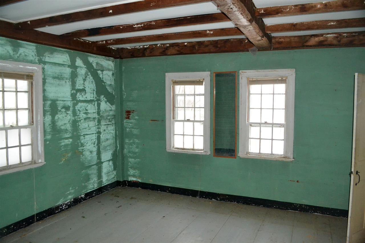 218 Windsor Road Hillsborough, NH 03244 - Photo 20 of 26