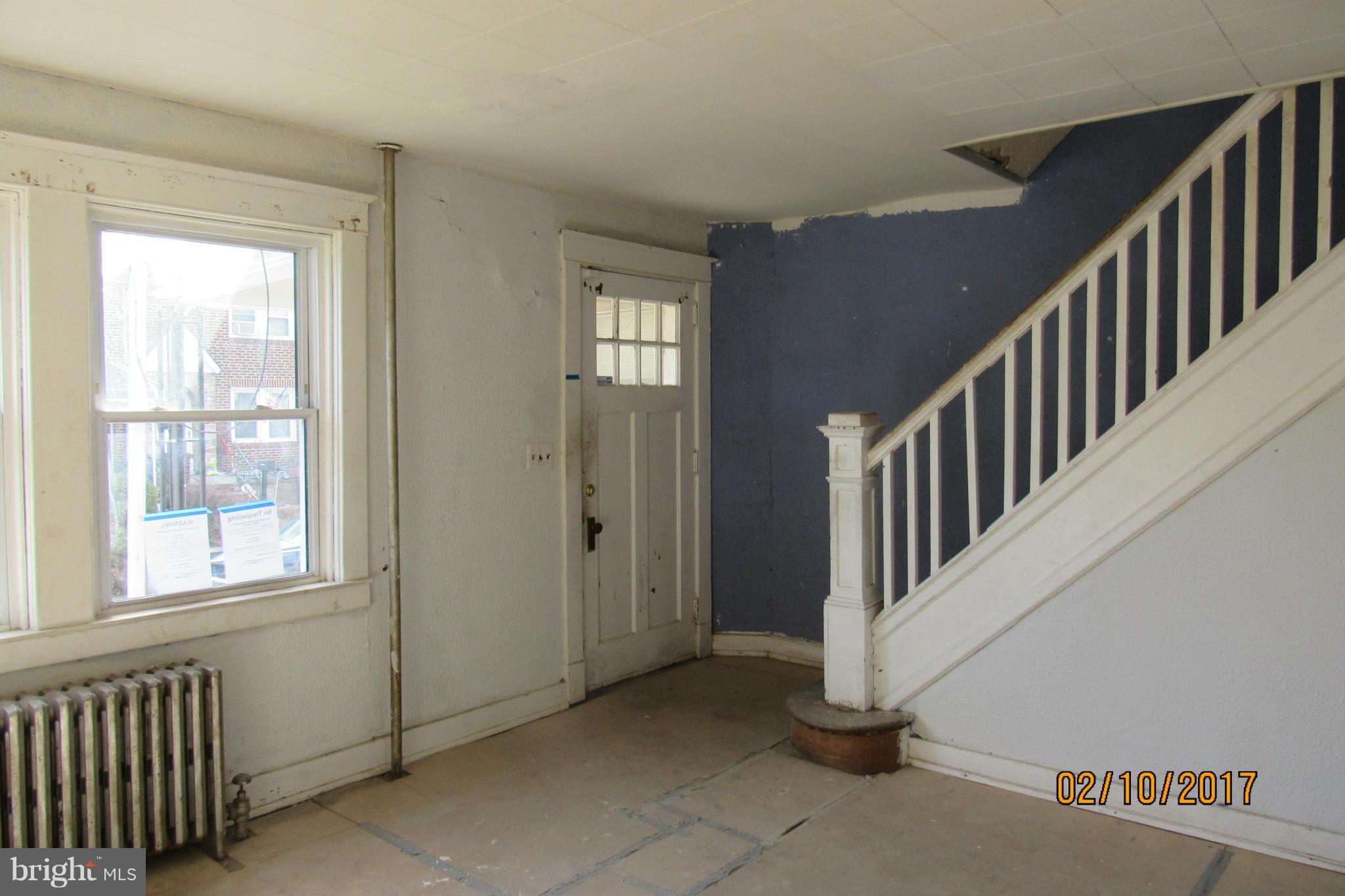 6836 Dunbar Road Baltimore, MD 21222 - Photo 3 of 15 Interior (General)