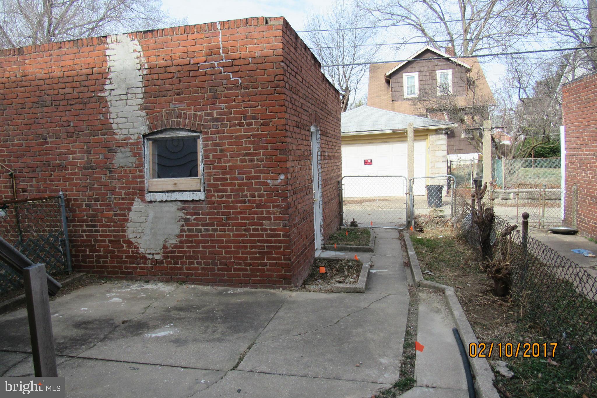 6836 Dunbar Road Baltimore, MD 21222 - Photo 7 of 15 Exterior (Rear)