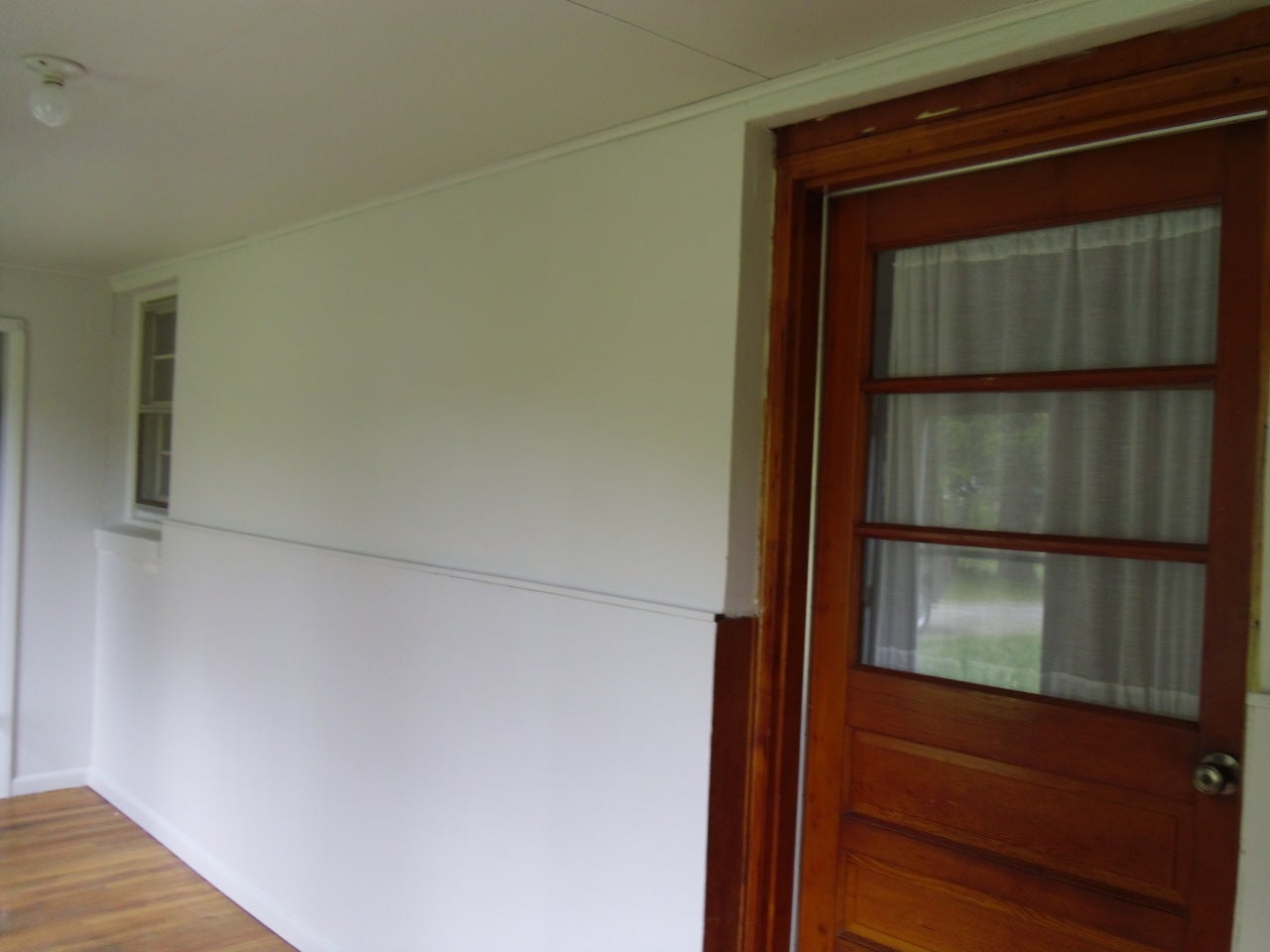4 Hundley Road Crawley, WV 24931 - Photo 18 of 18 Enclosed front porch