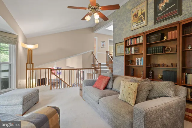 $824,000 | 1602 Blacksmith Lane, Herndon, VA 20170