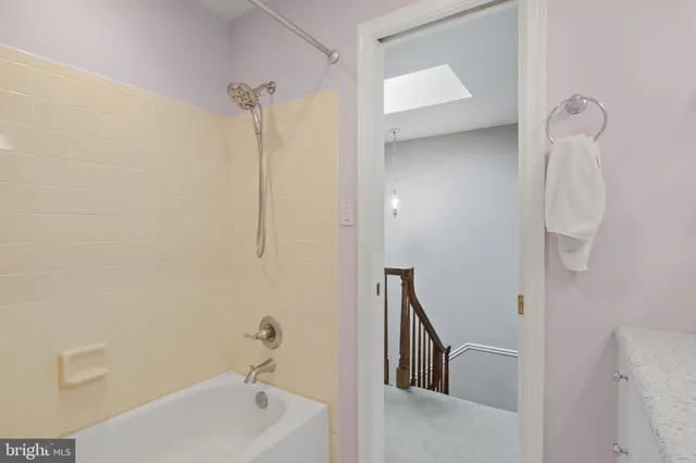 $824,000 | 1602 Blacksmith Lane, Herndon, VA 20170