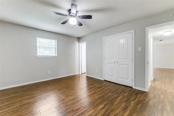 $1,925 | 12129 Spring Branch Drive, Balch Springs, TX 75180