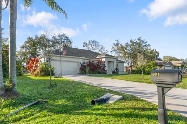 $429,000 | 1014 Guava Street, Sebastian, FL 32958