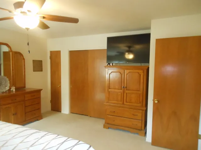 $329,900 | 1616 Heiden Avenue, Crest Hill, IL 60403